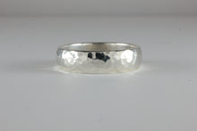 Load image into Gallery viewer, 9ct or 18ct White Gold Hammered 5mm &#39;D&#39; Profile Wedding Band