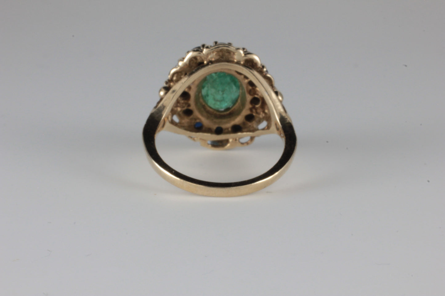 Vintage 9ct Yellow Gold Emerald & Sapphire Ring c.1982