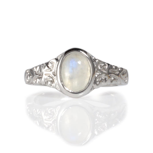 'Sostra' Victorian style Oval Moonstone Cabochon Ring