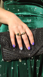 'Sostra' Victorian style Oval Onyx Cabochon Ring