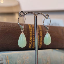 Load image into Gallery viewer, 18ct White Gold Aventurine Art Deco Style Drop Earrings