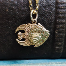 Load image into Gallery viewer, Vintage 9ct Yellow Gold Fish Pendant &amp; Chain