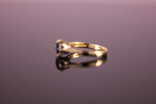 Load image into Gallery viewer, 18ct yellow gold Topaz ring London Blue 1.09ct 8-claw setting Solitaire