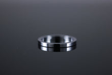 Load image into Gallery viewer, 18ct 2mm Flat Wedding Band Yellow, Rose or White Gold