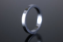 Load image into Gallery viewer, 18ct 2.5mm Flat Wedding Band in White Gold
