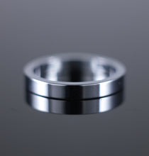 Load image into Gallery viewer, 3mm Flat Wedding Band in 18ct White Gold