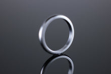 Load image into Gallery viewer, 18ct 2.5mm &#39;D&#39; Profile Wedding Band in Yellow, Rose or White Gold