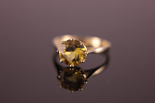 Load image into Gallery viewer, 9ct Golden Yellow Heliodor Beryl ring 1.74ct 8-claw setting over 1ct