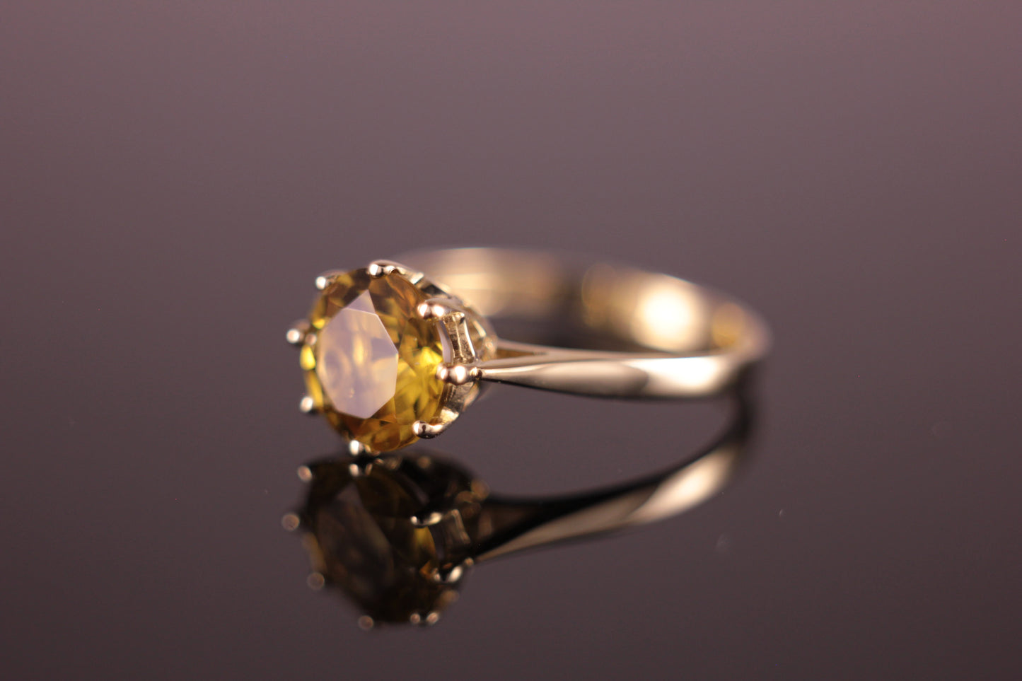 9ct Golden Yellow Heliodor Beryl ring 1.74ct 8-claw setting Solitaire