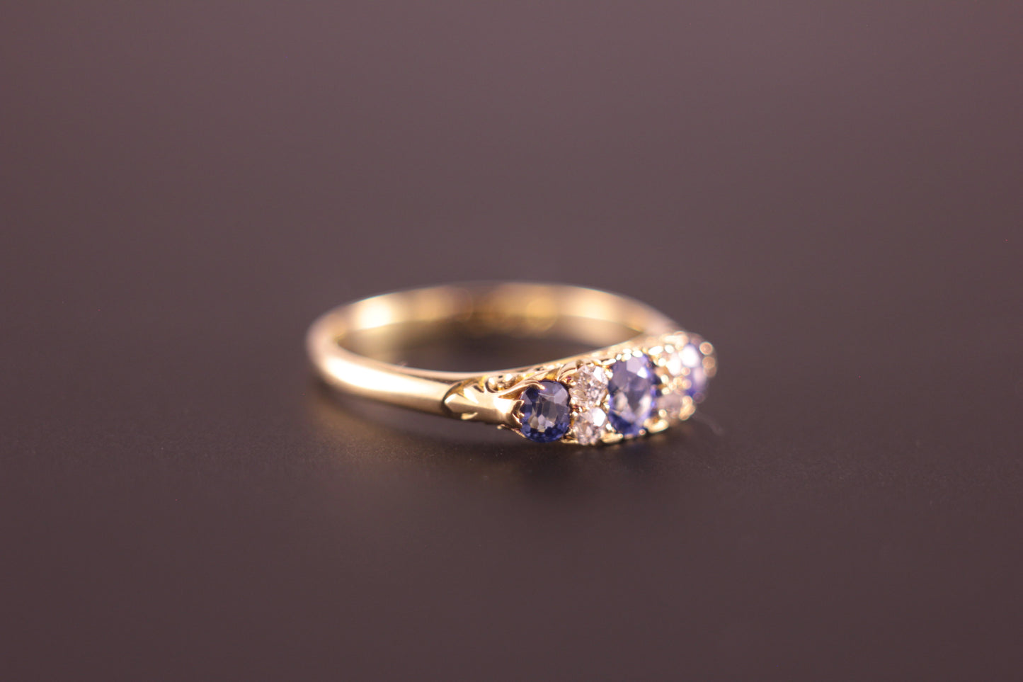 Antique Victorian Sapphire and Old cut Diamonds in 18ct Yellow Gold Ring