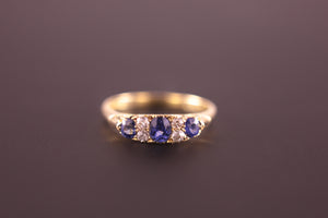 Antique Victorian Sapphire and Old cut Diamonds in 18ct Yellow Gold Ring