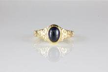 Load image into Gallery viewer, &#39;Sostra&#39; Victorian style Oval Sapphire Cabochon Ring
