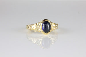 Victorian Scrollwork Engraving Ring