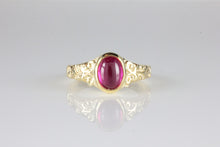 Load image into Gallery viewer, &#39;Sostra&#39; Victorian style Oval Ruby Cabochon Ring