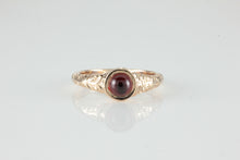 Load image into Gallery viewer, &#39;Narona&#39; Victorian style Round Garnet Cabochon Ring