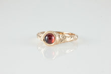 Load image into Gallery viewer, &#39;Narona&#39; Victorian style Round Garnet Cabochon Ring
