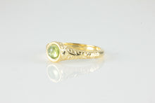 Load image into Gallery viewer, &#39;Narona&#39; Victorian style Round Peridot Cabochon Ring