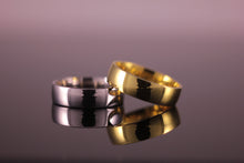 Load image into Gallery viewer, 18ct 6mm &#39;D&#39; Profile Wedding Band in 18ct Yellow &amp; White Gold