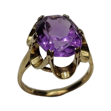 Load image into Gallery viewer, c.1972 Amethyst &amp; 9ct Yellow Gold Cocktail Ring